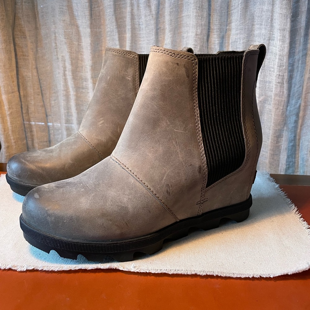 Sorel Joan of Arctic Wedge II gray size 8